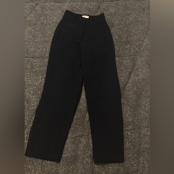 00 aritzia work pants navy blue - Picture 2 of 2